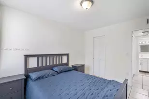 250 180th Dr, Sunny Isles Beach, FL 33160 - Photo 23