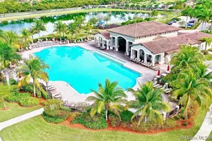 9113 SW 227th St, Cutler Bay, FL 33190 - Photo 27