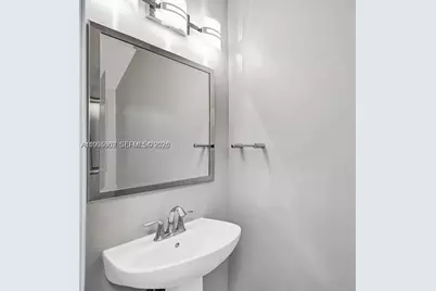 4749 N Grand Cypress Cir N, Coconut Creek, FL 33073 - Photo 25