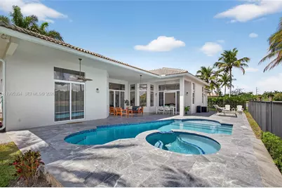 1396 Victoria Isle Dr, Weston, FL 33327 - Photo 15