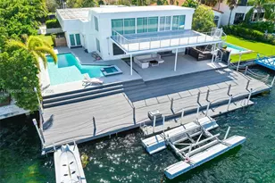 1055 Stillwater Dr, Miami Beach, FL 33141 - Photo 1