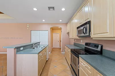 1925 SE 17th Ct, Homestead, FL 33035 - Photo 13