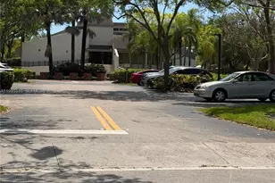 10669 SW 113th Pl, Miami, FL 33176 - Photo 19