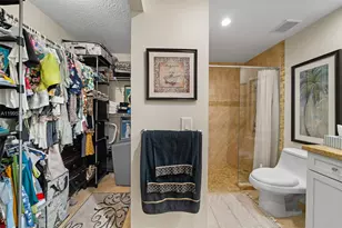 200 Diplomat Pkwy, Hallandale Beach, FL 33009 - Photo 23