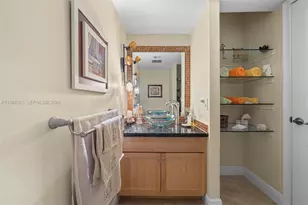 200 Diplomat Pkwy, Hallandale Beach, FL 33009 - Photo 17