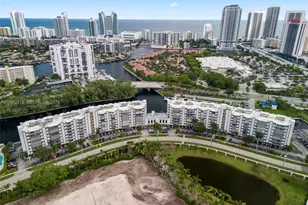 200 Diplomat Pkwy, Hallandale Beach, FL 33009 - Photo 35