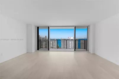 1450 Brickell Bay Dr #1814, Miami, FL 33131 - Photo 3