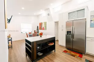 920 NW 84th St, Miami, FL 33150 - Photo 7