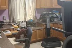 16300 NW 21st Ave, Miami Gardens, FL 33054 - Photo 11