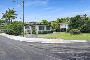 1630 S Bayshore Dr, Miami, FL 33133 - Photo 3