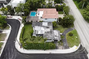 1630 S Bayshore Dr, Miami, FL 33133 - Photo 5