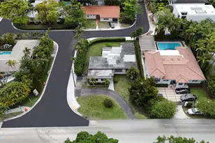 1630 S Bayshore Dr, Miami, FL 33133 - Photo 3