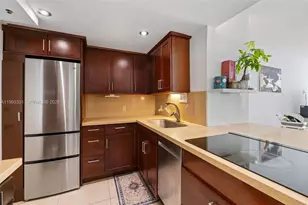 1000 West Ave, Miami Beach, FL 33139 - Photo 25