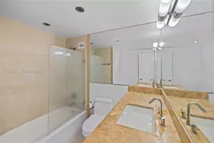 1000 West Ave, Miami Beach, FL 33139 - Photo 19