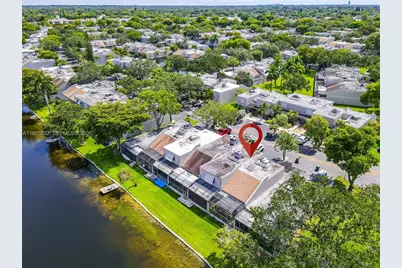 1424 NW 113th Way, Pembroke Pines, FL 33026 - Photo 33