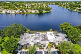 1424 NW 113th Way, Pembroke Pines, FL 33026 - Photo 39