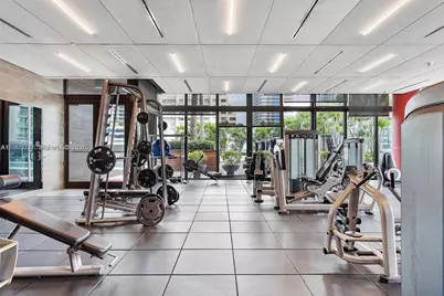 1080 Brickell Ave #1909, Miami, FL 33131 - Photo 37