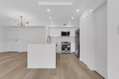 1155 Brickell Bay Dr #2308, Miami, FL 33131 - Photo 5