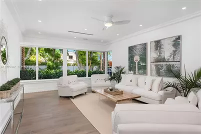2575 Pine Tree Dr #., Miami Beach, FL 33140 - Photo 1