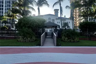 4779 Collins Ave, Miami Beach, FL 33140 - Photo 31