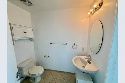 60 SW 13th St #4018, Miami, FL 33130 - Photo 9