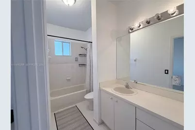 5747 Isles Cir #5747, Tamarac, FL 33321 - Photo 17