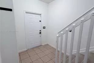 5747 Isles Cir, Tamarac, FL 33321 - Photo 3