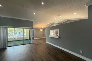 323 Ives Dairy Rd, Miami, FL 33179 - Photo 5