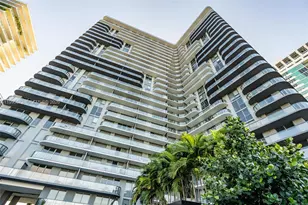 121 NE 34th St, Miami, FL 33137 - Photo 39