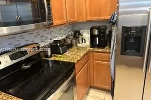 11236 NW 87th St, Doral, FL 33178 - Photo 15