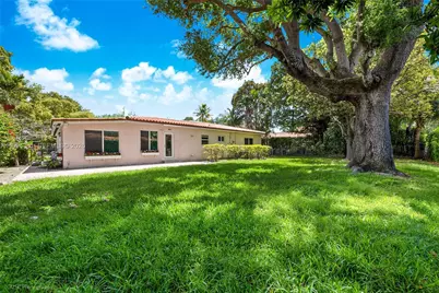 6000 Leonardo St #6000, Coral Gables, FL 33146 - Photo 13