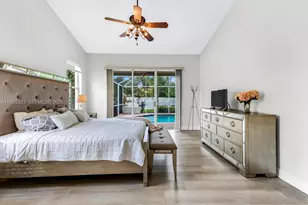 17921 NW 10th St, Pembroke Pines, FL 33029 - Photo 15