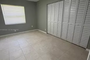 11542 NW 44th St, Coral Springs, FL 33065 - Photo 5