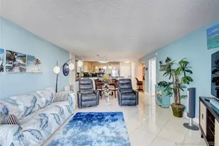 3800 S Ocean Dr, Hollywood, FL 33019 - Photo 25