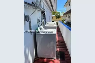 1909 Pierce St #2, Hollywood, FL 33020 - Photo 11
