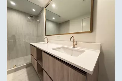 77 SE 5 #2603, Miami, FL 33131 - Photo 13