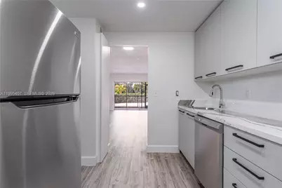 8705 NW 38th Dr #3A, Coral Springs, FL 33065 - Photo 9