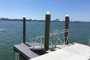7501 E Treasure Dr, North Bay Village, FL 33141 - Photo 31