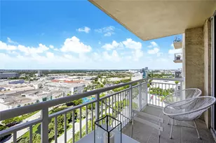 19501 W Country Club Dr, Aventura, FL 33180 - Photo 3