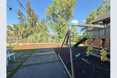 207 SW 12th Ave, Dania Beach, FL 33004 - Photo 3