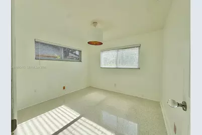 207 SW 12th Ave, Dania Beach, FL 33004 - Photo 25