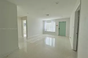 207 SW 12th Ave, Dania Beach, FL 33004 - Photo 9