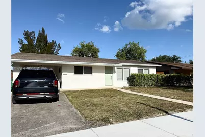 207 SW 12th Ave, Dania Beach, FL 33004 - Photo 1