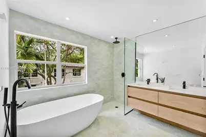 5812 Alton Rd, Miami Beach, FL 33140 - Photo 15