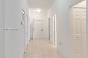 7501 S Aragon Blvd, Sunrise, FL 33313 - Photo 9