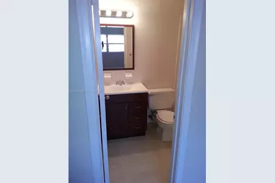 2604 NW 52nd Ave #C15, Lauderhill, FL 33313 - Photo 7