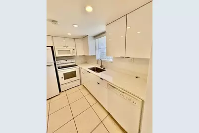 9351 Fontainebleau Blvd #B105, Miami, FL 33172 - Photo 7