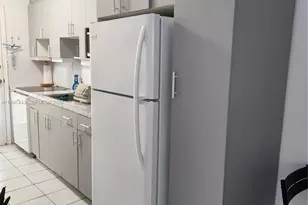 6490 Collins Ave, Miami Beach, FL 33141 - Photo 3