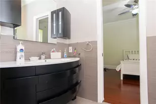 2481 Eagle Watch Ct, Weston, FL 33327 - Photo 11