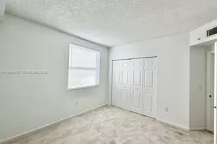 17100 N Bay Rd, Sunny Isles Beach, FL 33160 - Photo 27